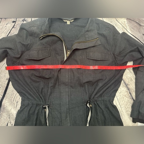 CABI Style 209 Weekend Utility Jacket Charcoal Gray drawstrings zipper Cotton L - Picture 13 of 16